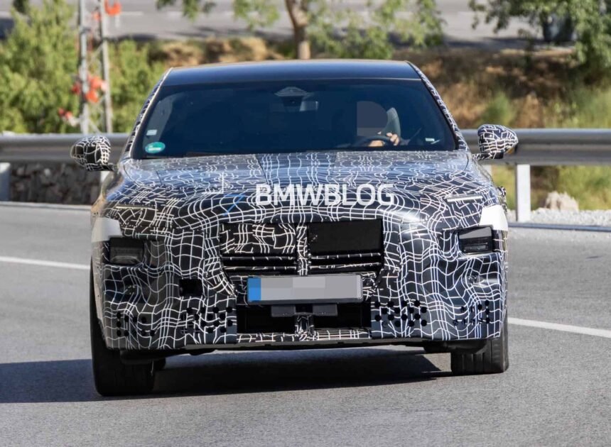 BMW 7 Series Facelift Partially Reveals New Lights In Spy Photos